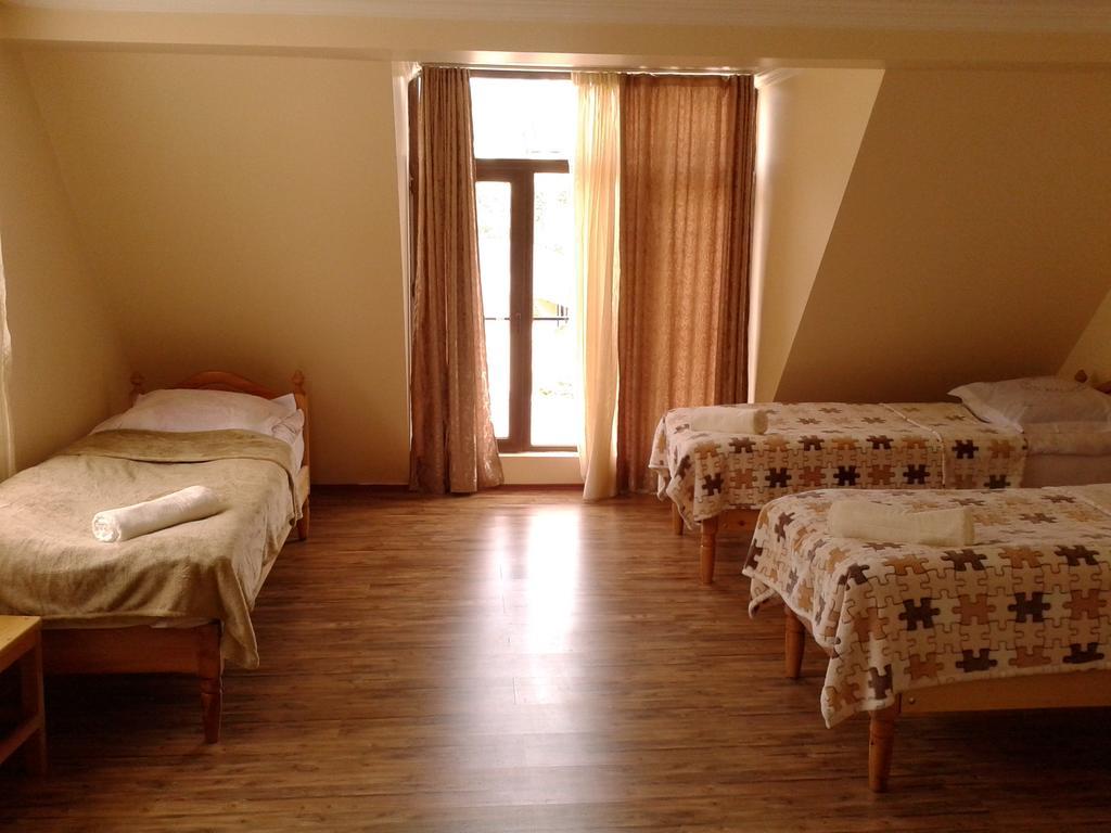 Mestiatour Guest House מראה חיצוני תמונה